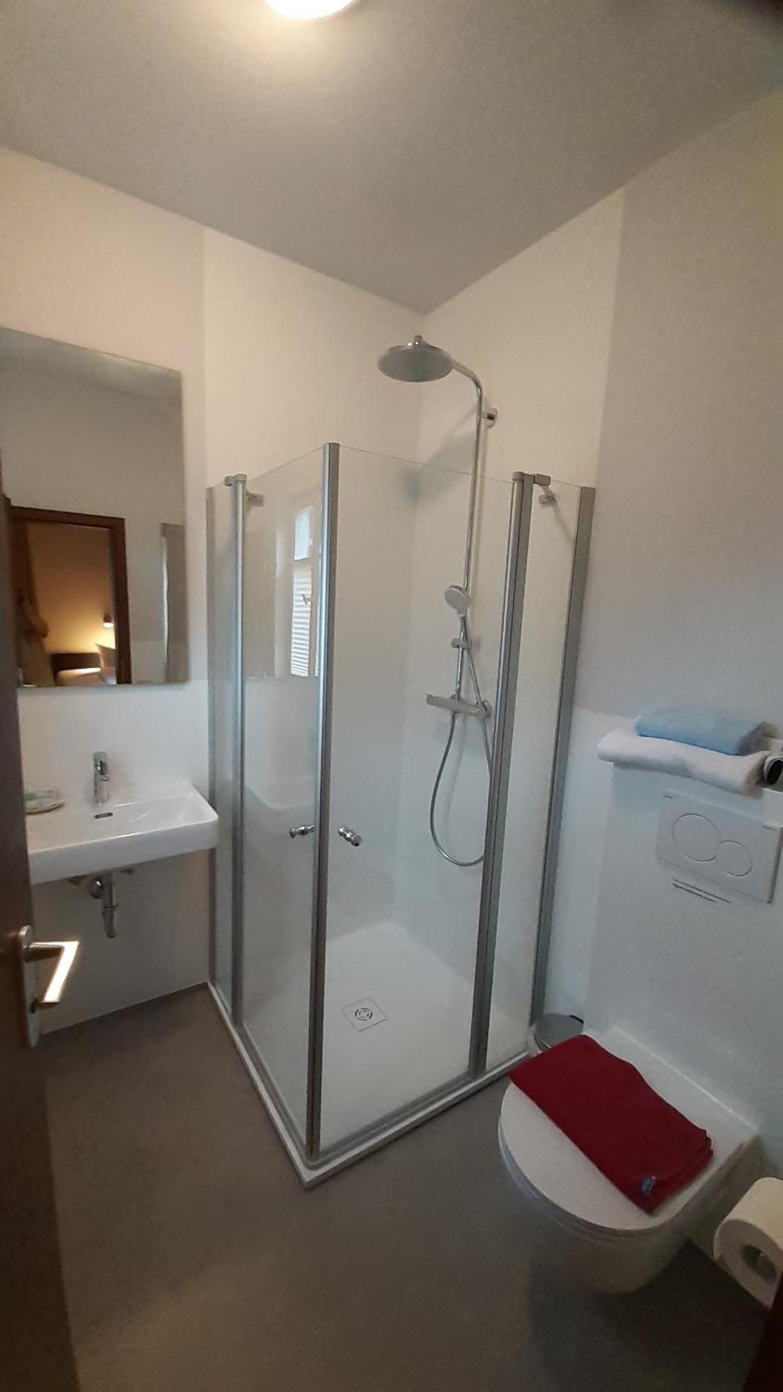 Hotel - Gasthof Blume 오페나우 외부 사진